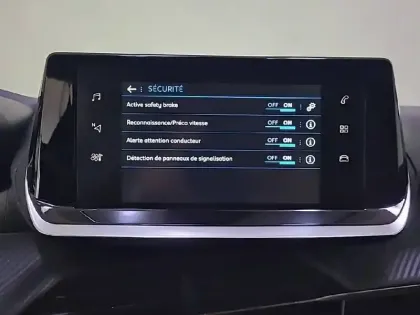 Photo 42 Peugeot 208 Gén. II Ph1 NG Style 5