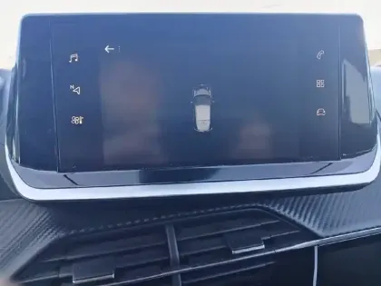 Photo 18 Peugeot 208  PureTech 75 S&S BVM5