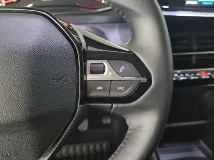 Photo 46 Peugeot 208 Gén. II Ph1 NG Style 5