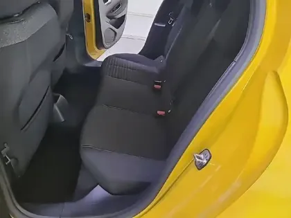 Photo 31 Peugeot 208 Gén. II Ph1 NG Style 5