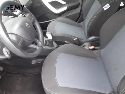 Photo 8 Peugeot 208  1.0 PureTech 68ch BVM5
