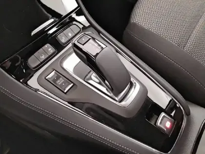 Photo 13 Opel Grandland  Hybrid 225 ch BVA8