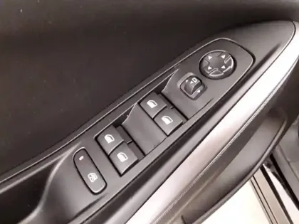 Photo 18 Opel Grandland  Hybrid 225 ch BVA8