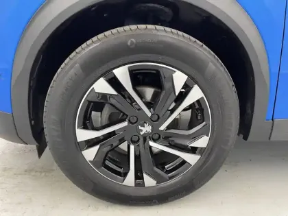 Photo 48 Peugeot 2008  PureTech 130 S&S BVM6