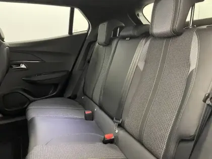 Photo 14 Peugeot 2008  PureTech 130 S&S BVM6