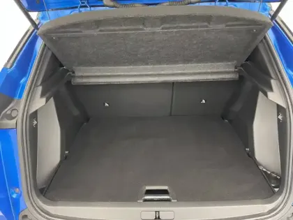 Photo 12 Peugeot 2008  PureTech 130 S&S BVM6