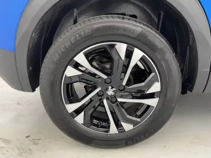 Photo 50 Peugeot 2008  PureTech 130 S&S BVM6