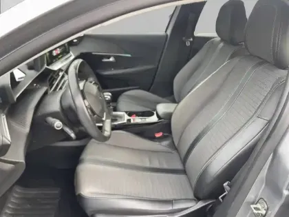 Photo 10 Peugeot 208  PureTech 100 S&S BVM6