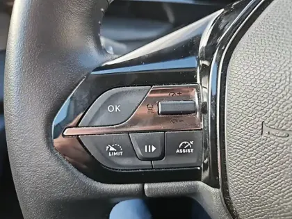 Photo 21 Peugeot 308  PureTech 130ch S&S BVM6