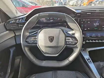 Photo 8 Peugeot 308  PureTech 130ch S&S BVM6