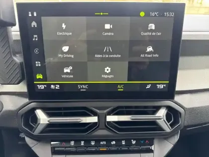 Photo 47 Dacia Bigster  Hybrid 155