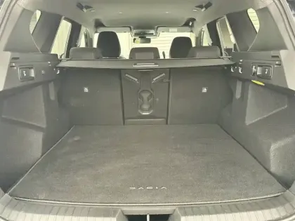 Photo 5 Dacia Bigster  Hybrid 155