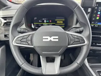 Photo 33 Dacia Bigster  Hybrid 155