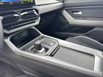 Photo 13 Dacia Bigster  Hybrid 155