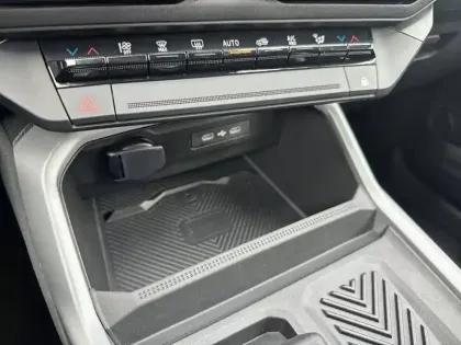 Photo 48 Dacia Bigster  Hybrid 155