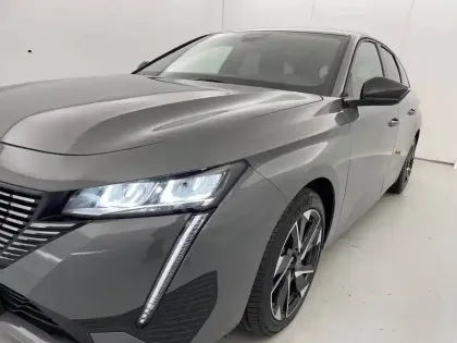 Photo 45 Peugeot 308  SW Hybrid 145 e-DCS6