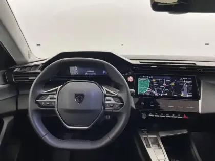 Photo 41 Peugeot 308  SW Hybrid 145 e-DCS6