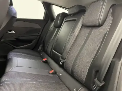 Photo 28 Peugeot 308  SW Hybrid 145 e-DCS6