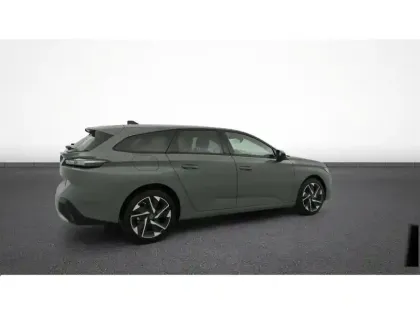 Photo 16 Peugeot 308  SW Hybrid 145 e-DCS6