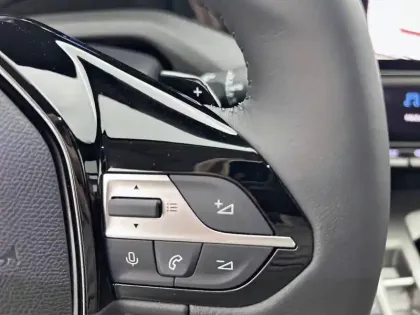 Photo 21 Peugeot 308  Hybrid 145 e-DCS6