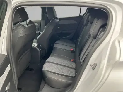 Photo 11 Peugeot 308  Hybrid 145 e-DCS6