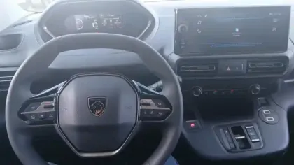 Photo 18 Peugeot Partner  FOURGON M 650 KG BLUEHDI 130 S&S EAT8