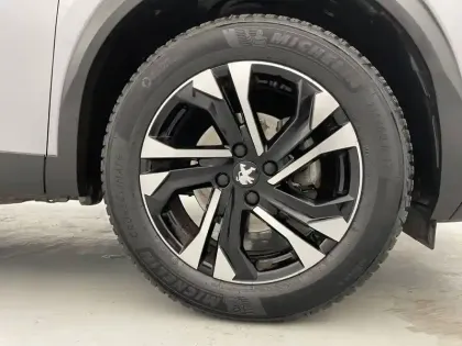 Photo 83 Peugeot 2008  PureTech 130 S&S EAT8