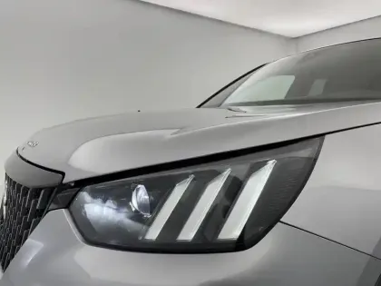 Photo 65 Peugeot 2008 Gén. II Ph1 NG GT 5