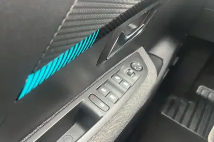 Photo 38 Peugeot 208 Gén. II Ph1 NG Style 5