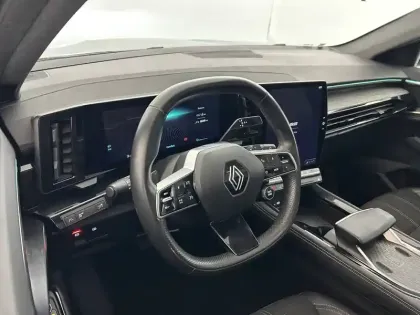 Photo 80 Renault Austral  E-Tech hybrid 200