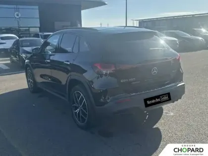 Photo 32 Mercedes EQA  350 4Matic