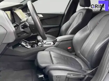 Photo 35 BMW Serie 1 118d 150 ch BVA8