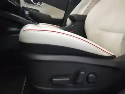 Photo 17 Hyundai Kona  Hybrid 141