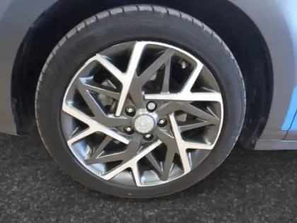 Photo 127 Hyundai Kona  Hybrid 141