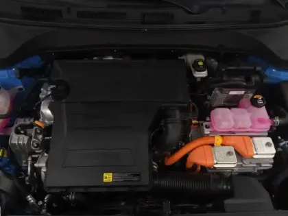 Photo 151 Hyundai Kona  Hybrid 141