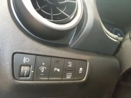 Photo 132 Hyundai Kona  Hybrid 141