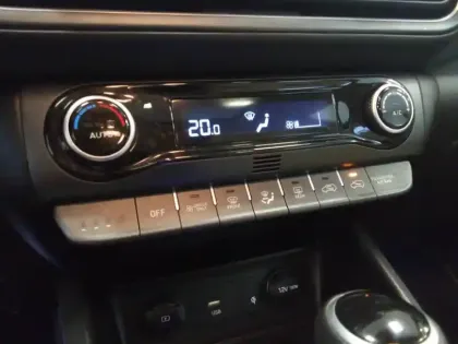 Photo 134 Hyundai Kona  Hybrid 141
