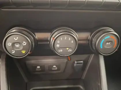 Photo 50 Dacia Duster  TCe 150 4x2 EDC