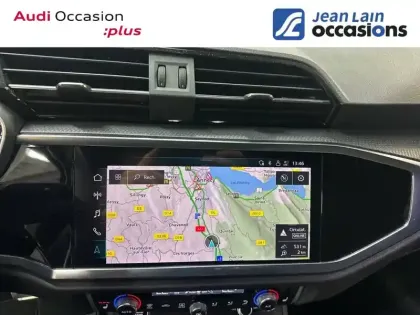 Photo 35 Audi Q3  35 TDI 150 ch S tronic 7