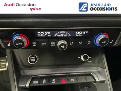 Photo 34 Audi Q3  35 TDI 150 ch S tronic 7