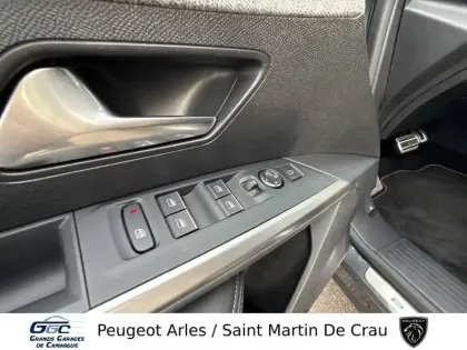 Photo 83 Peugeot 3008  Hybrid 145 e-DCS6