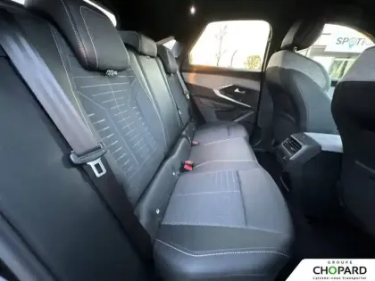 Photo 38 Peugeot 3008  Hybrid 136 e-DCS6