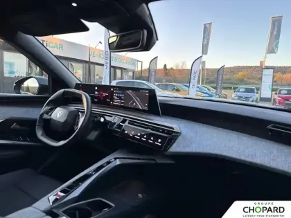 Photo 35 Peugeot 3008  Hybrid 136 e-DCS6