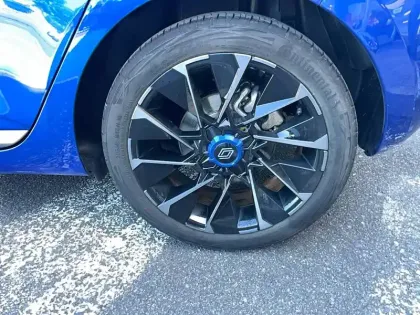 Photo 13 Renault Clio  E-Tech full hybrid 145