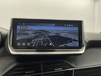 Photo 34 Peugeot 208  Hybrid 100 e-DCS6