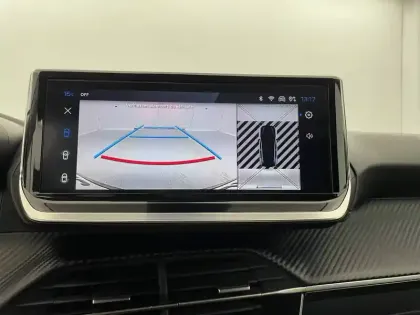 Photo 44 Peugeot 208  Hybrid 100 e-DCS6