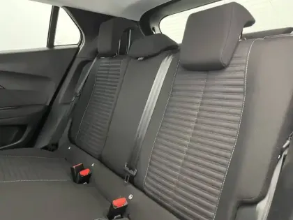 Photo 46 Peugeot 2008  PureTech 100 S&S BVM6