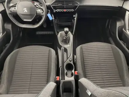 Photo 88 Peugeot 2008  PureTech 100 S&S BVM6