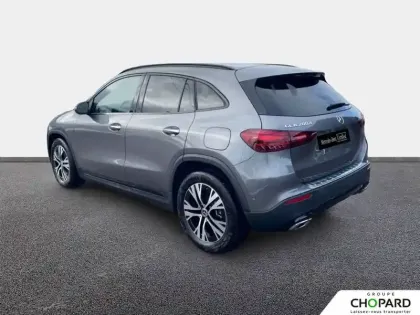 Photo 60 Mercedes GLA  200 d 8G-DCT