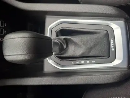 Photo 81 Renault Clio  E-Tech 140 - 21N